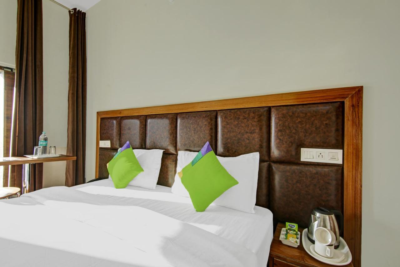 Hotel Treebo Royal Salute, Zirakpur Zewnętrze zdjęcie